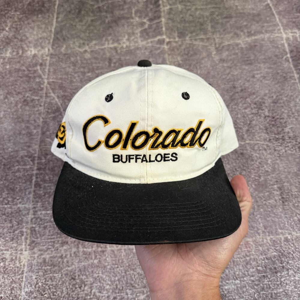 Men's Vintage 90s Sports Specialties Colorado Buffaloes Twill White Snapback Hat